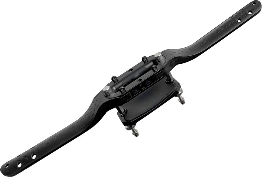 Dungeon Lab Hyena e-stim ball stretcher en humbler
